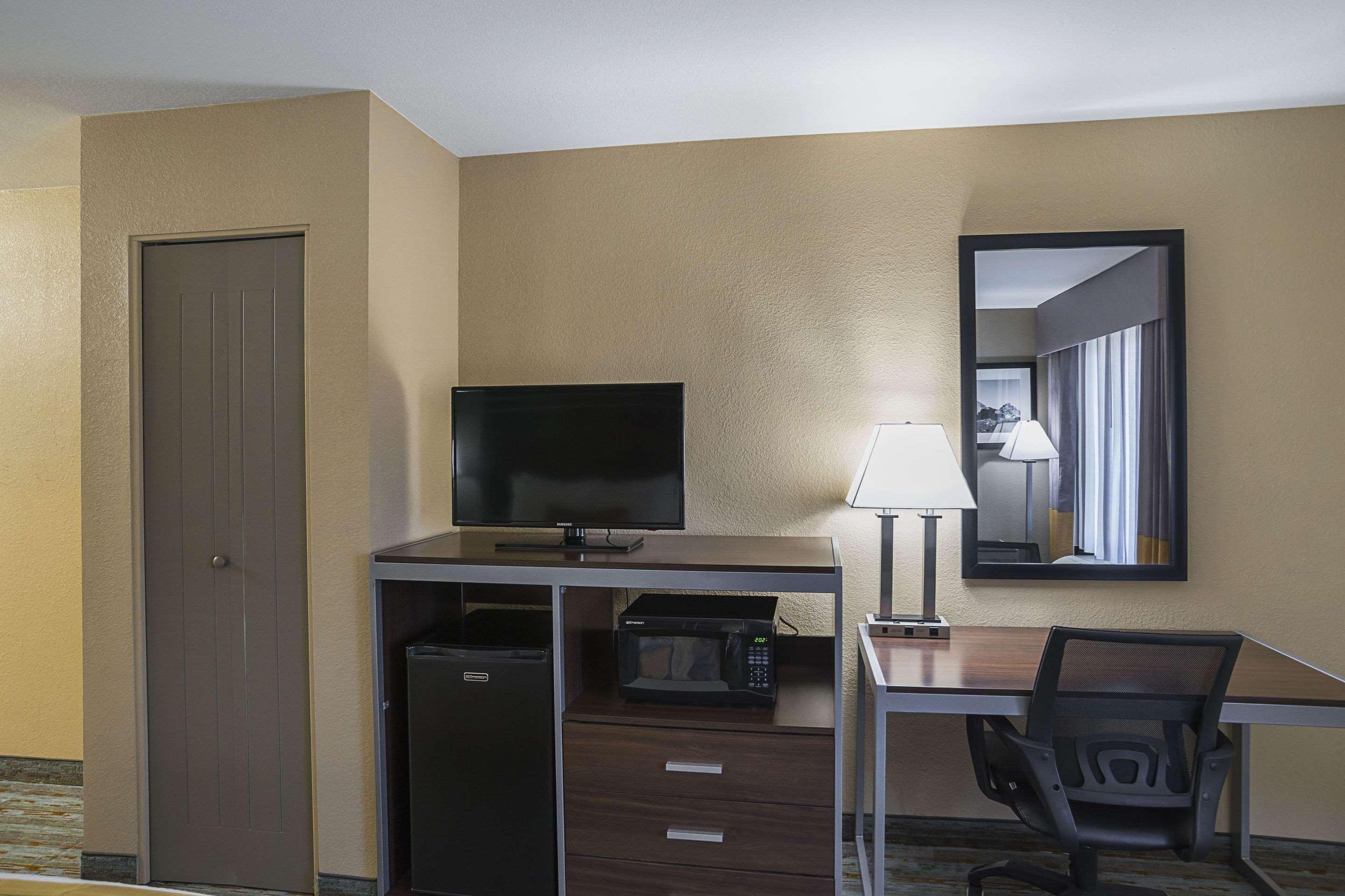 Quality Inn Phoenix North I-17 Exterior foto